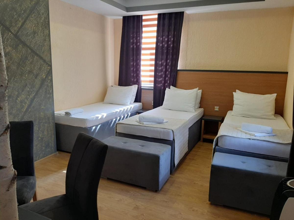 קונייץ' Grand River Apartmani & Sobe מראה חיצוני תמונה
