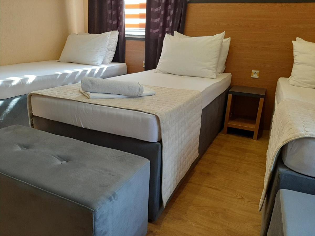 קונייץ' Grand River Apartmani & Sobe מראה חיצוני תמונה